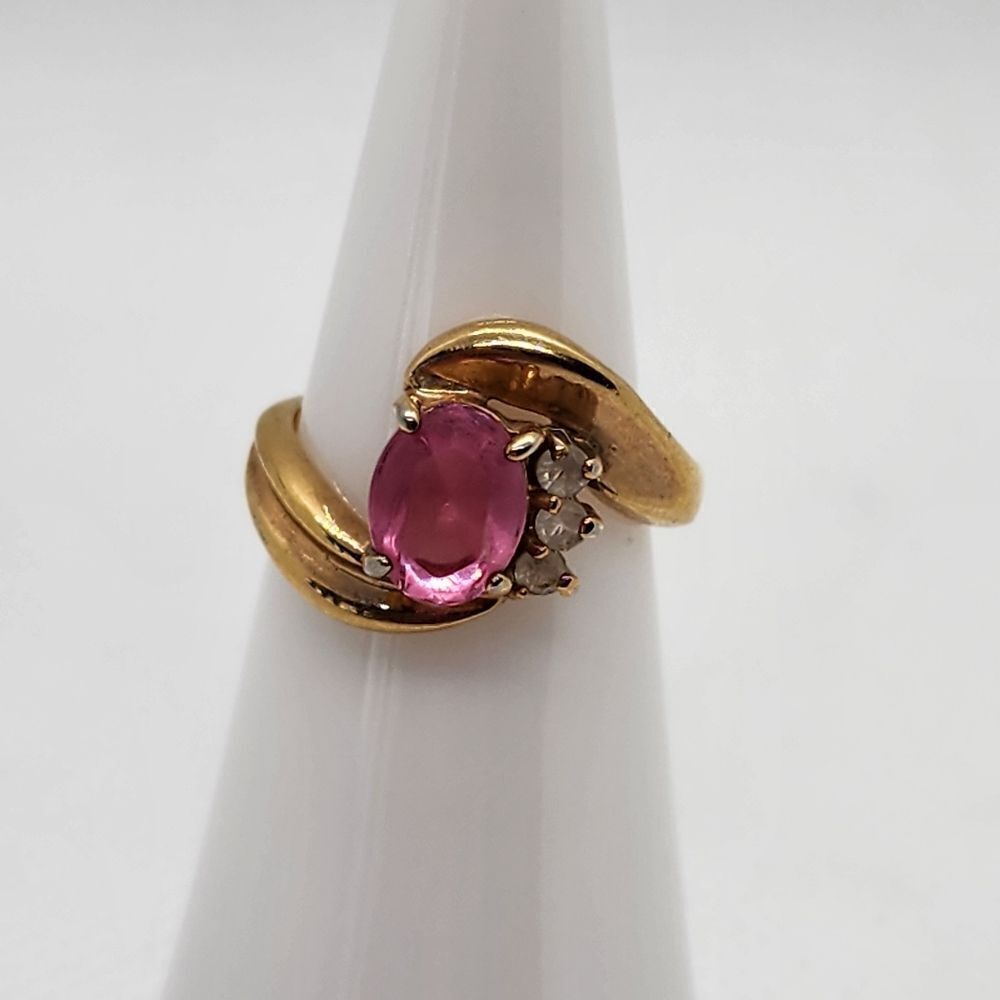 Vintage 14KT GE Gold & Pink Austrian Crystal Ring (4.75)